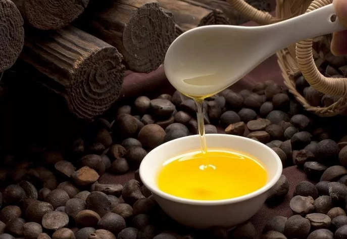 企鵝牌茶籽油雙螺桿榨油機，用心制造獲得客戶認可(圖1)